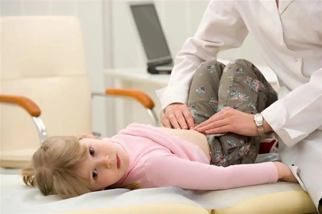 علاج ارتداد البول عند الاطفال